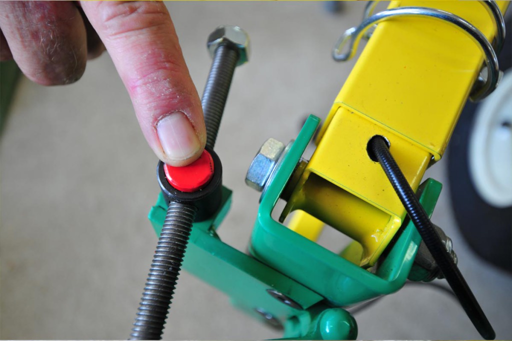 pouss-bloque-taille-haie-bras-porte-outils-bupo