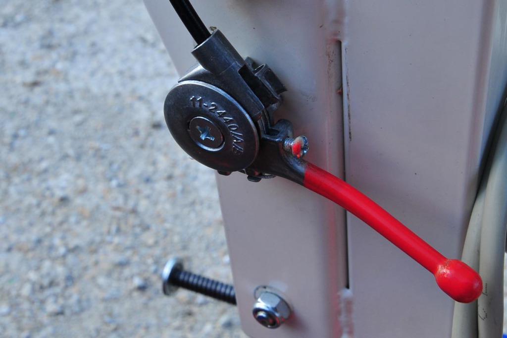 telecommande-accelerateur--taille-haie-bras-porte-outils-bupo